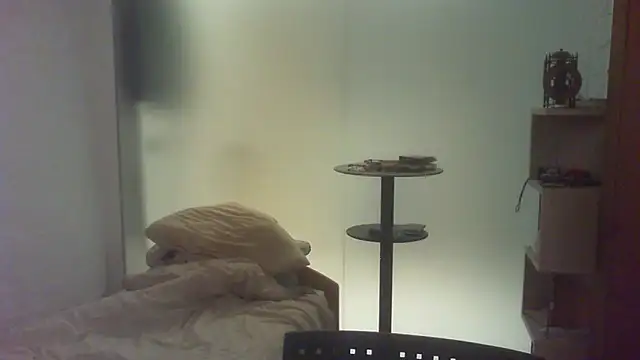 Mike 12hot online show from December 22, 2025, 11:05 pm