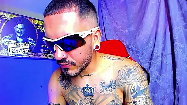 Snapshot of smoker445 chatting on October 25, 2025, 8:31 pm smoker445 online show from October 25, 2025, 8:31 pm