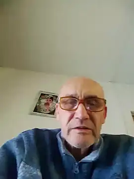 Snapshot of tino66 chatting on October 17, 2025, 8:21 pm tino66 online show from October 17, 2025, 8:21 pm