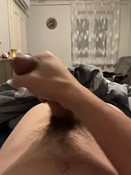 Snapshot of elatus0206 chatting on January 7, 2026, 7:41 pm elatus0206 online show from January 7, 2026, 7:41 pm