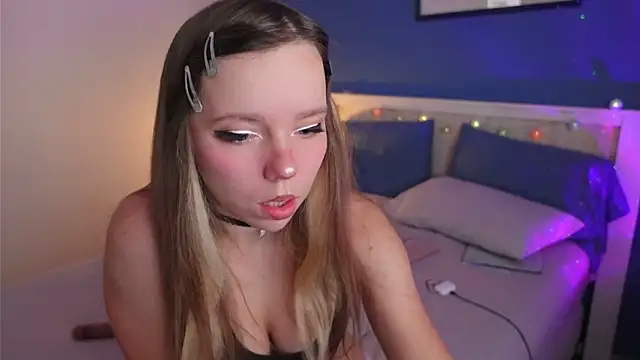 Ayra Lust online show from April 9, 2026, 12:55 pm