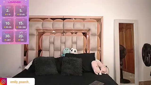 emilyaboott online show from November 17, 2025, 12:25 am