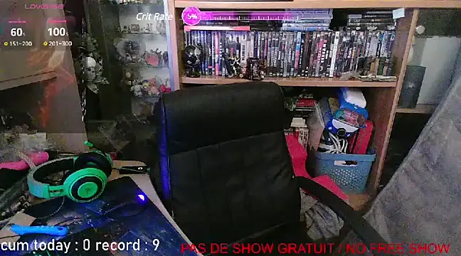 nicolasdumand21 online show from February 9, 2025, 8:45 pm