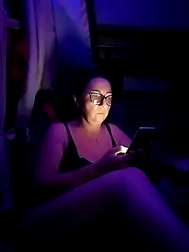 Snapshot of cuplubijoanna chatting on May 16, 2026, 10:42 pm cuplubijoanna online show from May 16, 2026, 10:42 pm
