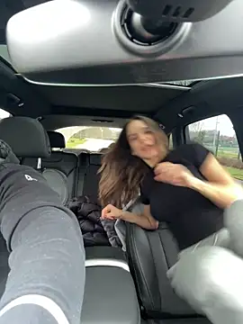 Snapshot of JuicyFruits93 chatting on February 14, 2026, 9:31 am JuicyFruits93 online show from February 14, 2026, 9:31 am