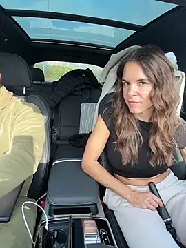 Snapshot of JuicyFruits93 chatting on February 5, 2026, 10:44 am JuicyFruits93 online show from February 5, 2026, 10:44 am