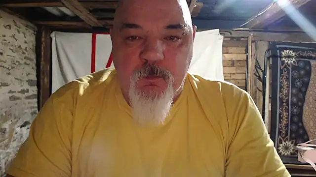 Snapshot of Newfiesausage1972 chatting on January 18, 2026, 7:56 am Newfiesausage1972 online show from January 18, 2026, 7:56 am