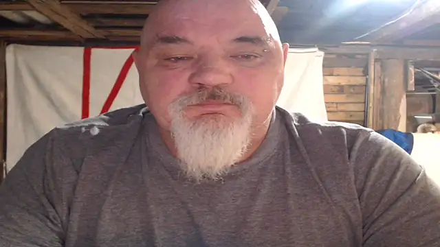 Snapshot of Newfiesausage1972 chatting on February 25, 2026, 12:16 pm Newfiesausage1972 online show from February 25, 2026, 12:16 pm