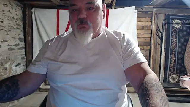 Snapshot of Newfiesausage1972 chatting on January 16, 2026, 9:57 am Newfiesausage1972 online show from January 16, 2026, 9:57 am