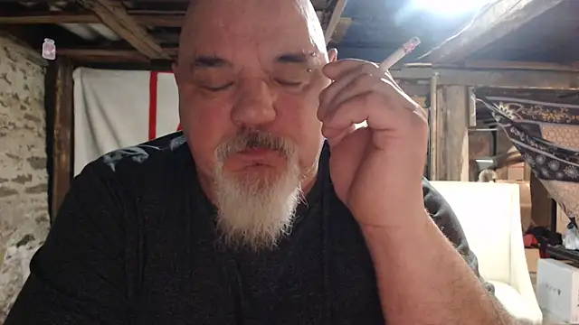 Snapshot of Newfiesausage1972 chatting on February 14, 2026, 8:58 am Newfiesausage1972 online show from February 14, 2026, 8:58 am