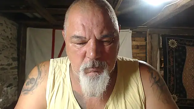 Snapshot of Newfiesausage1972 chatting on June 23, 2026, 8:01 am Newfiesausage1972 online show from June 23, 2026, 8:01 am