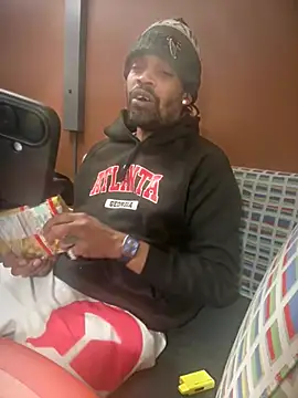 1BeautyN1Beast online show from January 9, 2026, 2:29 am