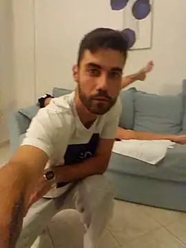 YourMommyBlair online show from November 24, 2025, 3:56 pm