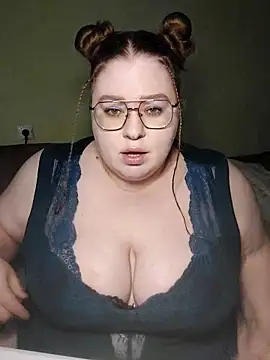 Chloe WS online show from October 13, 2025, 4:58 am