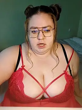 Chloe WS online show from September 12, 2025, 4:45 am