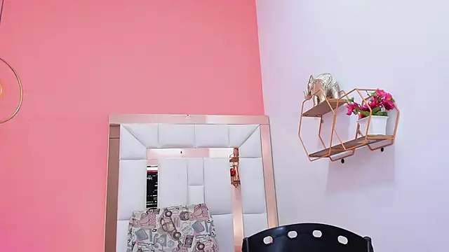 malu horny 69 online show from April 23, 2026, 12:29 pm