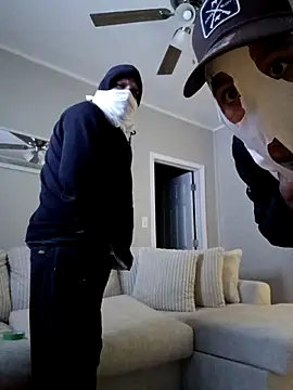 Ricardosuavee6 online show from December 4, 2025, 7:29 am