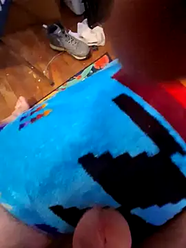 nuttinbuttcock69 online show from April 15, 2026, 4:55 pm