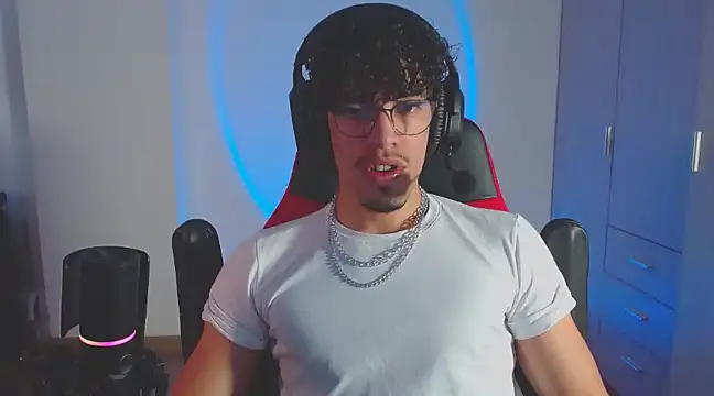 BigDragonBoy online show from March 20, 2025, 9:46 pm