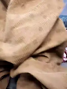 Snapshot of Mie610 chatting on February 3, 2026, 10:59 pm Mie610 online show from February 3, 2026, 10:59 pm