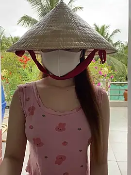 BabyThree  online show from October 28, 2025, 8:24 am