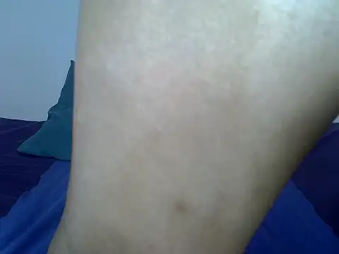 Snapshot of laetitia_ chatting on October 6, 2025, 10:38 am laetitia online show from October 6, 2025, 10:38 am