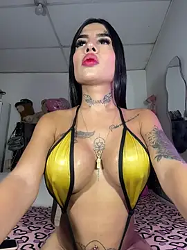 saragill323 online show from November 14, 2025, 6:33 pm