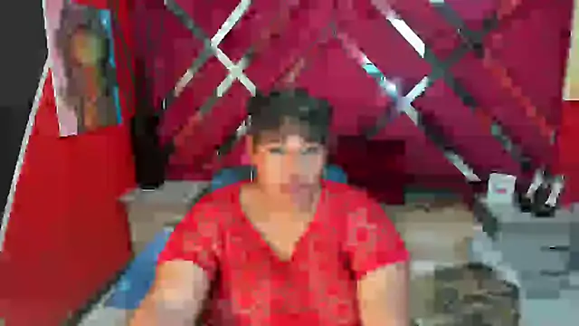 Snapshot of chanel_hot_001 chatting on February 9, 2025, 8:32 am chanel hot 001 online show from February 9, 2025, 8:32 am
