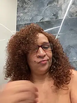 Snapshot of ladycreamypr2 chatting on February 21, 2026, 3:08 am ladycreamypr2 online show from February 21, 2026, 3:08 am