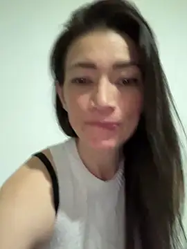 Yulia sx online show from February 15, 2026, 2:34 am