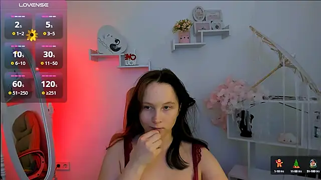 Snapshot of Ketrin_n_ chatting on February 26, 2025, 12:49 pm Ketrin n  online show from February 26, 2025, 12:49 pm