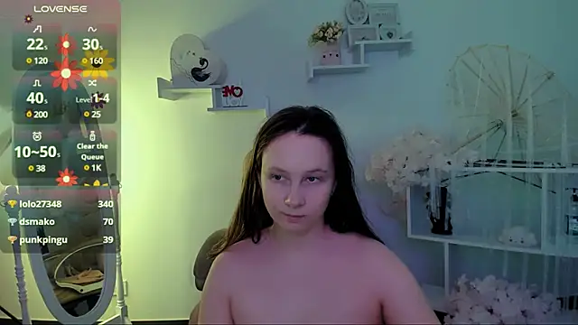 Snapshot of Ketrin_n_ chatting on March 10, 2025, 12:38 pm Ketrin n  online show from March 10, 2025, 12:38 pm