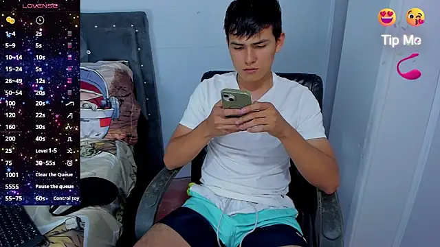 Jacobb Lee online show from October 21, 2025, 8:41 pm