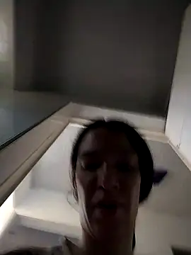 rebekka simpson online show from November 14, 2025, 12:20 pm