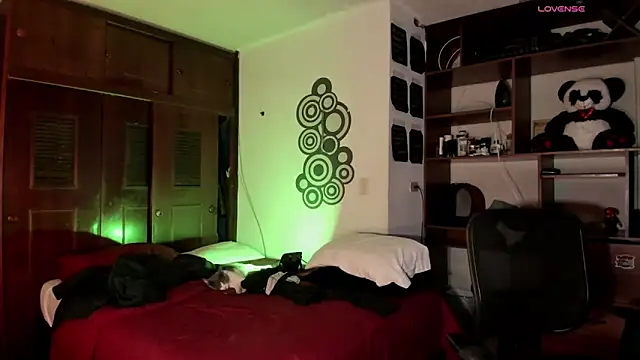 Teo skinny online show from November 19, 2025, 7:47 pm