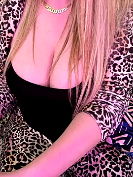 Afnane   charmouta online show from November 29, 2025, 4:07 pm