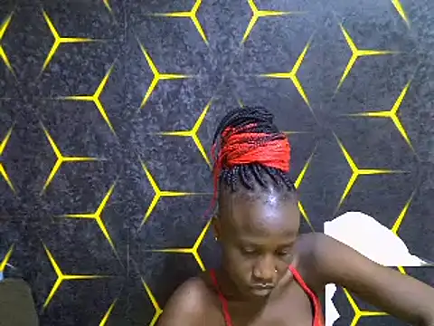 Snapshot of Spicey_diana chatting on February 19, 2025, 3:28 am Spicey diana online show from February 19, 2025, 3:28 am