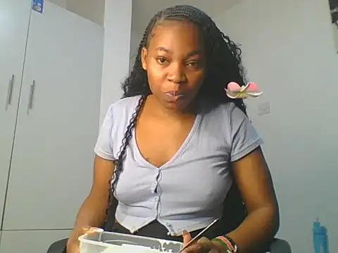 Snapshot of _Becky002 chatting on June 3, 2026, 10:27 am Becky002 online show from June 3, 2026, 10:27 am