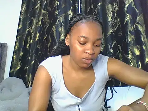 Snapshot of _Becky002 chatting on December 17, 2025, 9:58 am Becky002 online show from December 17, 2025, 9:58 am