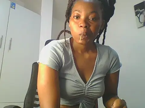 Snapshot of _Becky002 chatting on May 15, 2026, 9:40 am Becky002 online show from May 15, 2026, 9:40 am