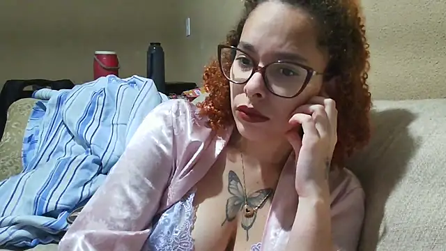 Snapshot of lizza_monroe chatting on November 11, 2025, 5:46 am lizza monroe online show from November 11, 2025, 5:46 am