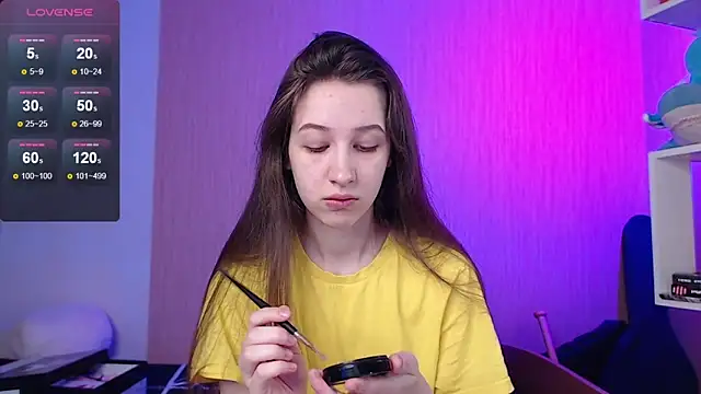 ur kitty   online show from September 14, 2025, 11:21 am