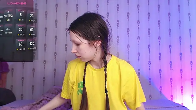 ur kitty   online show from January 13, 2026, 9:02 am