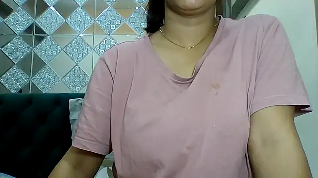 sparkling queen online show from November 29, 2025, 4:34 am