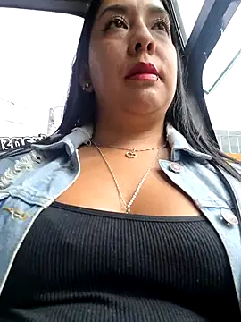 Bella keny online show from June 3, 2026, 1:45 pm