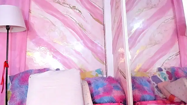 JessyZoe online show from February 5, 2026, 3:19 pm