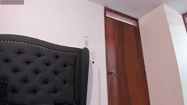 EmaGw online show from December 1, 2025, 1:45 pm