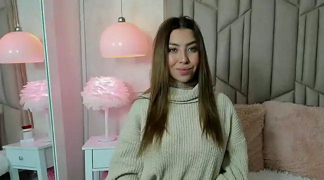 Snapshot of AudreyElla chatting on January 19, 2025, 11:32 pm AudreyElla online show from January 19, 2025, 11:32 pm