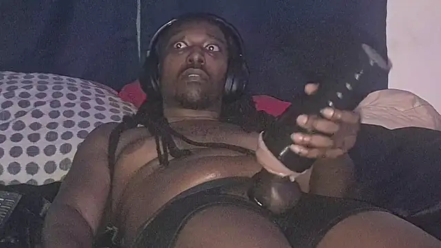 suzyswallowsxxx704 online show from March 27, 2026, 5:25 pm