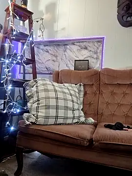 Genevieve143 online show from March 5, 2026, 3:25 am